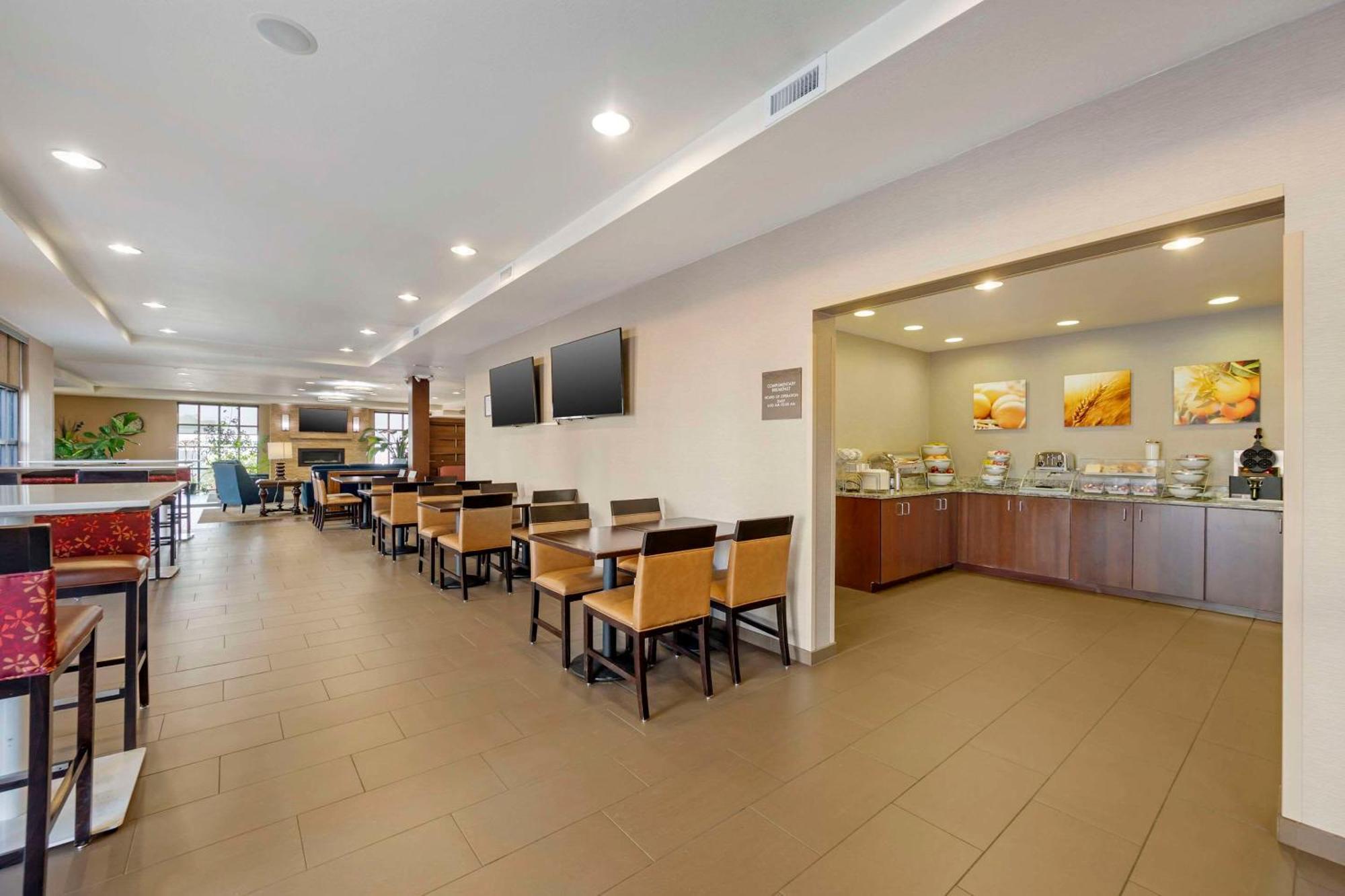 Comfort Inn & Suites Cheyenne Dış mekan fotoğraf